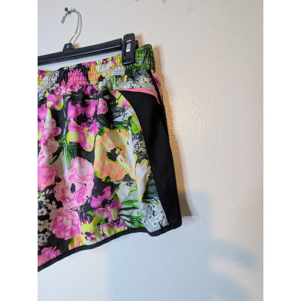 FILA SPORT Womens Running Shorts Large‎ Floral Print Black Mesh Athletic